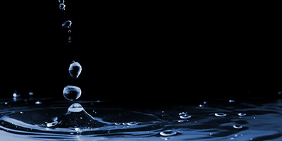 Water drops suspended in air